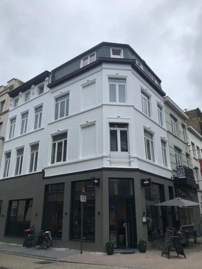 Etage 2 - Appartement In Centrum, 300M Van Zee En Gratis Parking 오스텐드 외부 사진