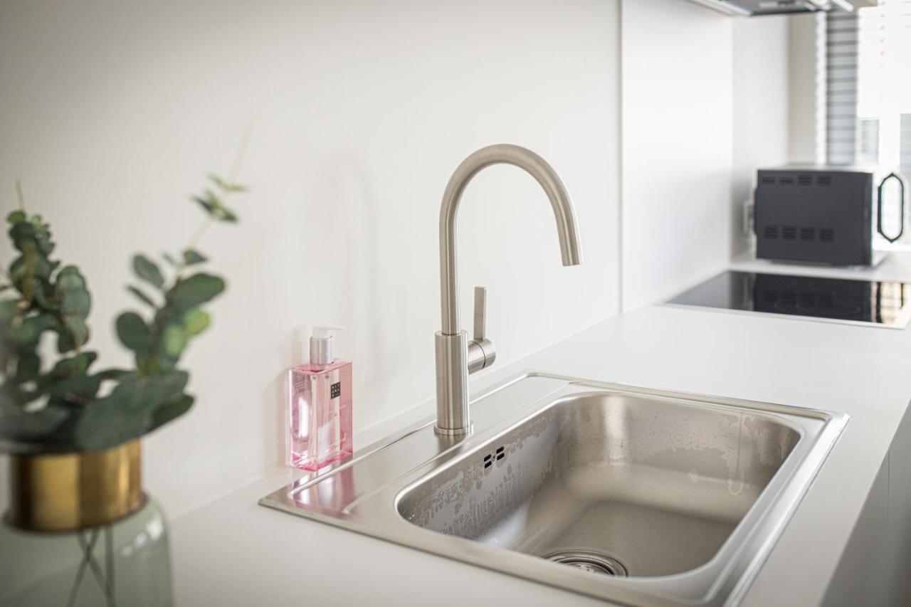 Etage 2 - Appartement In Centrum, 300M Van Zee En Gratis Parking 오스텐드 외부 사진