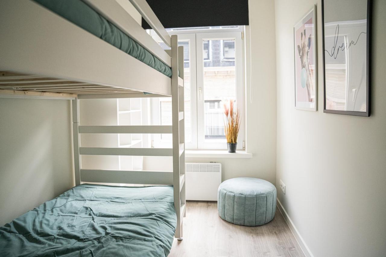Etage 2 - Appartement In Centrum, 300M Van Zee En Gratis Parking 오스텐드 외부 사진