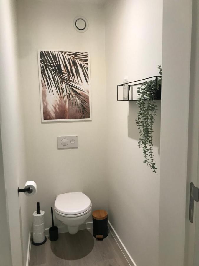 Etage 2 - Appartement In Centrum, 300M Van Zee En Gratis Parking 오스텐드 외부 사진